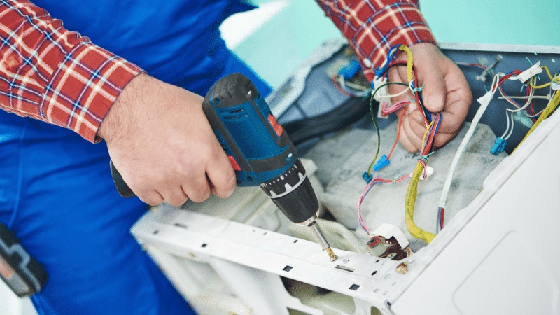Adapazarı Siemens Siemens çamaşır makinesi kart tamiri – Su almama arızası orijinal parça ile giderildi. - Teknik servis örneği